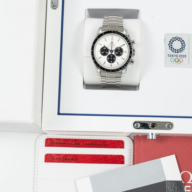 Omega Olympic Speedmaster 522.30.42.30.04.001 Image 5